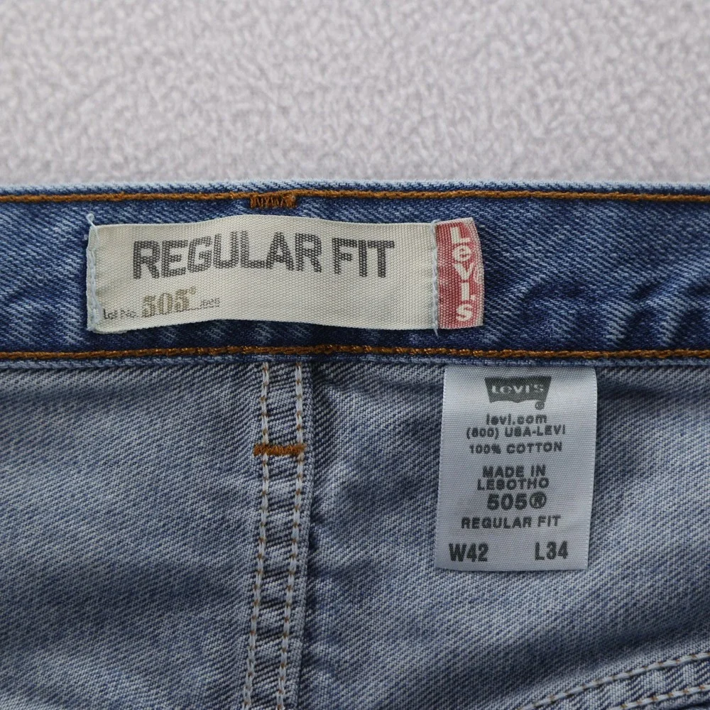 Levis 505 Regular Fit Mens Jeans 42x34 Medium Wash Blue‎ Straight Leg Denim Y2K